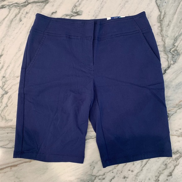 IZOD‎ Golf Shorts Womens Size 2 Blue Sun Control Wicking Stretch - Picture 2 of 15